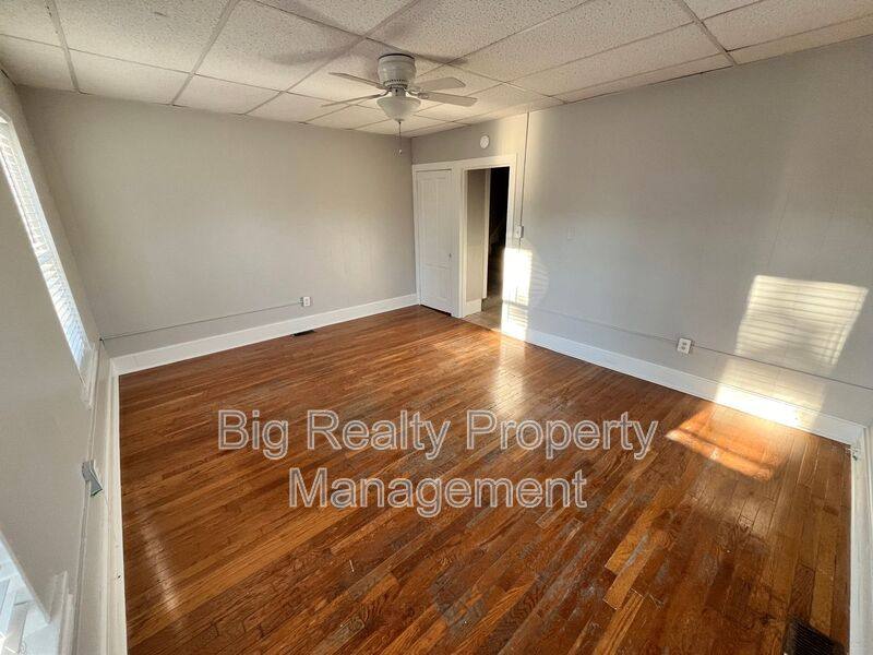 Apartment for rent at 235 E Main St #2F, Lansdale, PA 19446