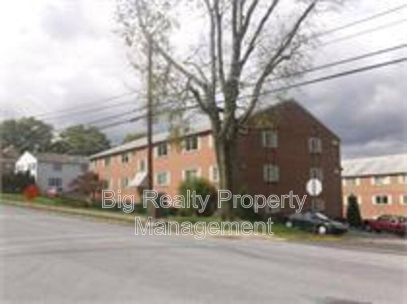 Apartment for rent at 120 N Penn St #C-3, Spring City, PA 19475