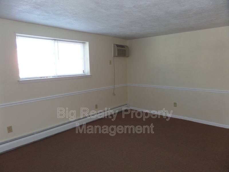 Apartment for rent at 120 N Penn St #C-3, Spring City, PA 19475