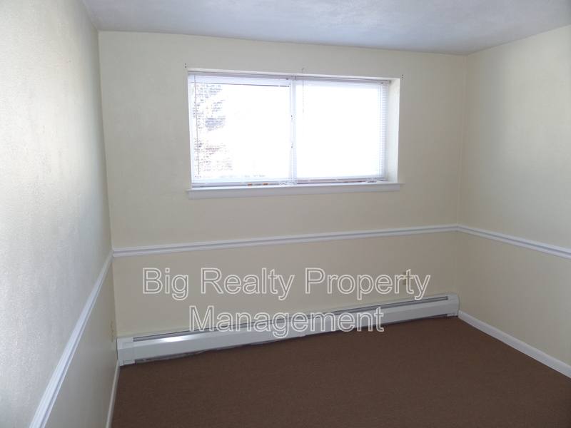 Apartment for rent at 120 N Penn St #C-3, Spring City, PA 19475