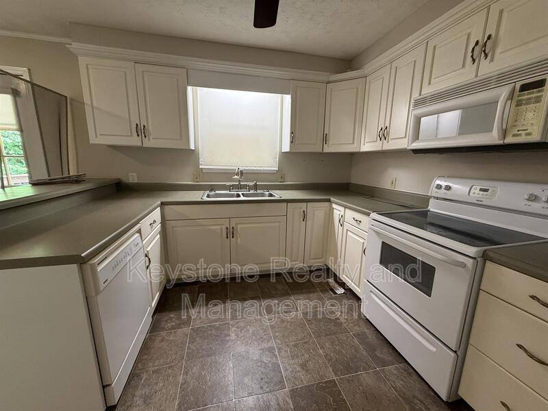 House for rent at 1511 Cavern Court, Clarksville, TN 37043