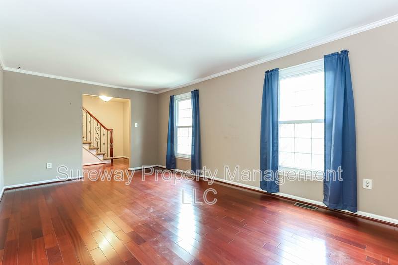 House for rent at 44 Red Oak Dr, Vincentown, NJ 08088