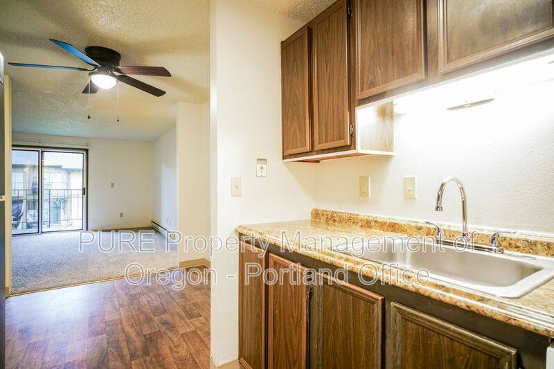 Apartment for rent at 14134 NE Sandy Blvd #D-08, Portland, OR 97230