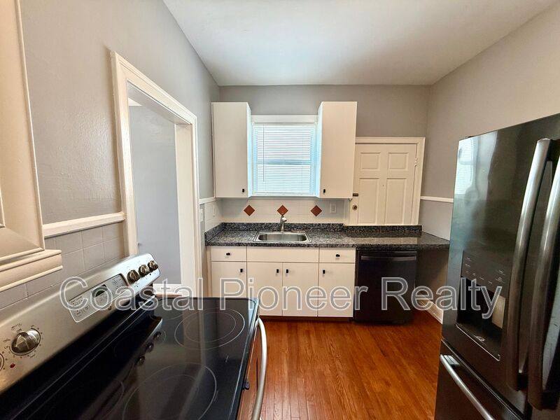 House for rent at 2323 W N B St, Tampa, FL 33609