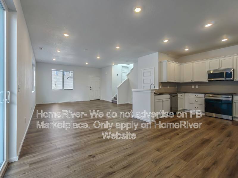 House for rent at 24814 E Coopers Hawk Lane, Liberty Lake, WA 99019