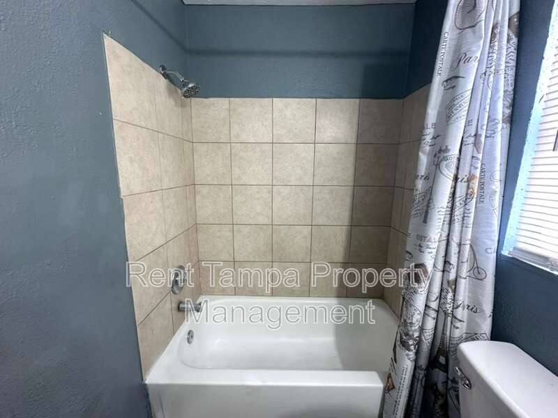 House for rent at 8304 N Mulberry St, Tampa, FL 33604