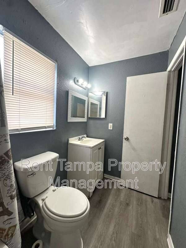 House for rent at 8304 N Mulberry St, Tampa, FL 33604