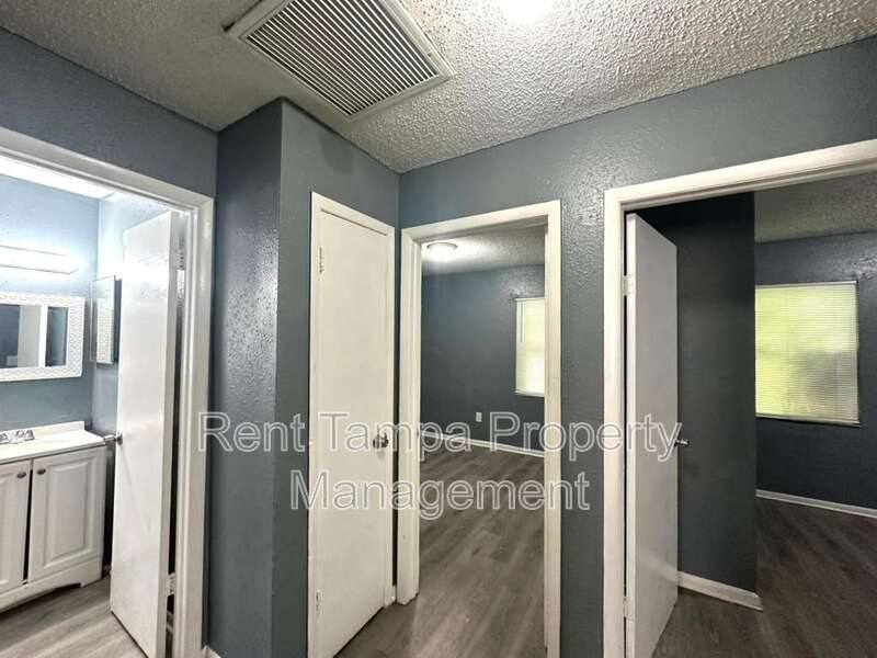 House for rent at 8304 N Mulberry St, Tampa, FL 33604