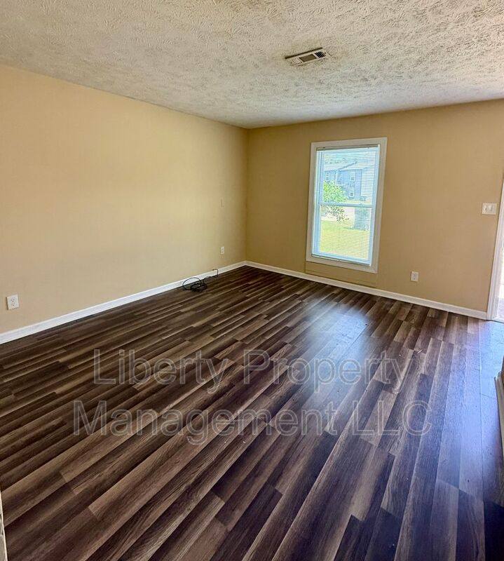 Townhouse for rent at 5752 Aftonshire Dr, Fayetteville, NC 28304