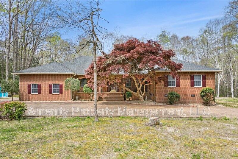 House for rent at 5974 Ladysmeade Lane, Gloucester, VA 23061