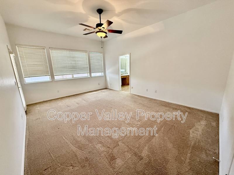 House for rent at 6853 W Remuda Dr, Peoria, AZ 85383