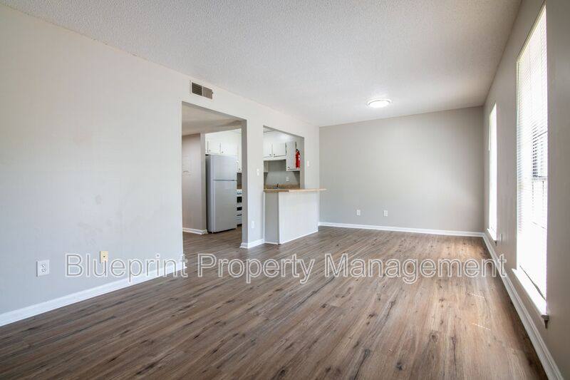 Apartment for rent at 1938 18th Place N, Birmingham, AL 35234