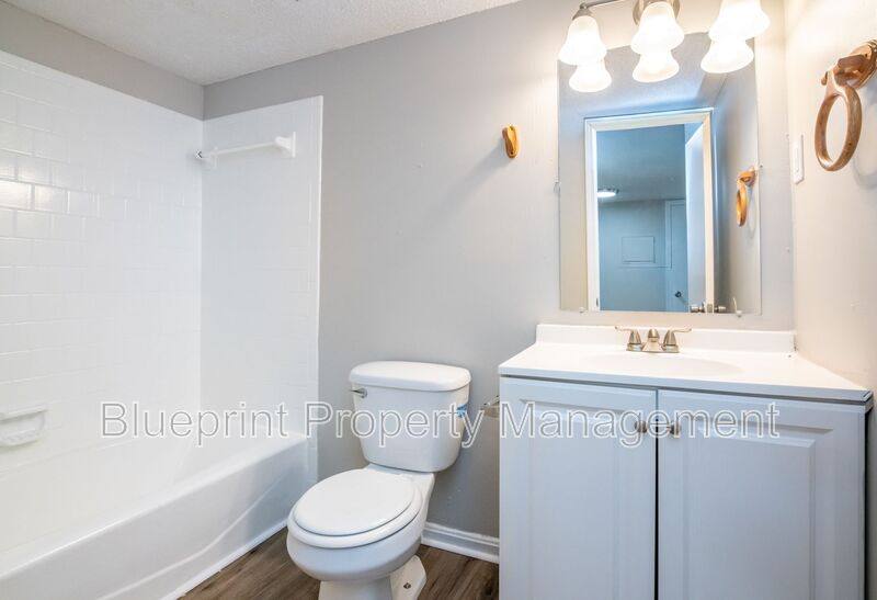 Apartment for rent at 1938 18th Place N, Birmingham, AL 35234