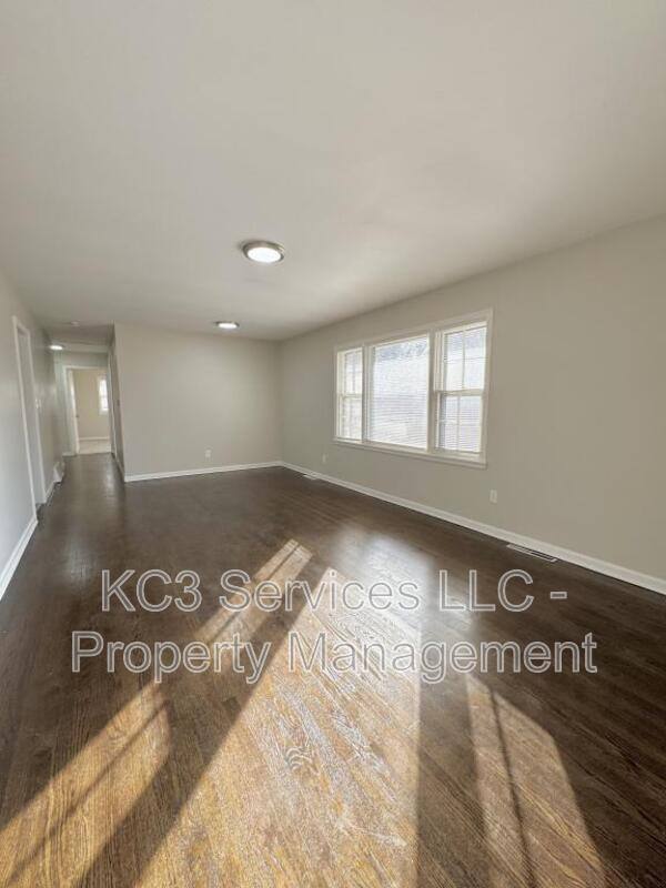 House for rent at 5940 E 136th St, Grandview, MO 64030