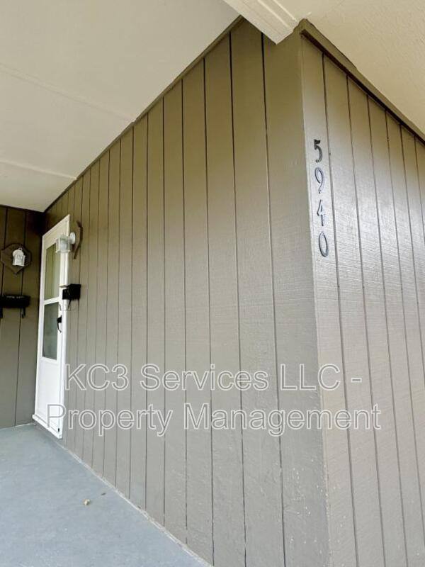 House for rent at 5940 E 136th St, Grandview, MO 64030
