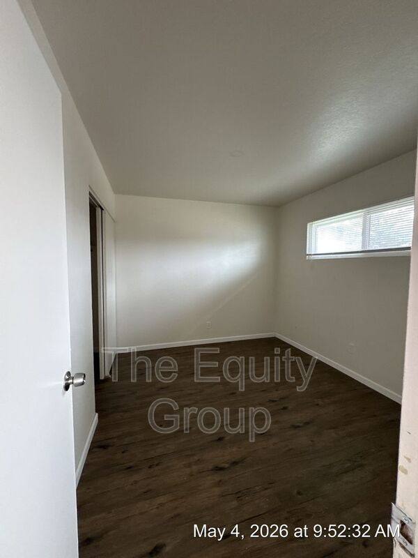 Apartment for rent at 331 E Elm St #1, Hanford, CA 93230