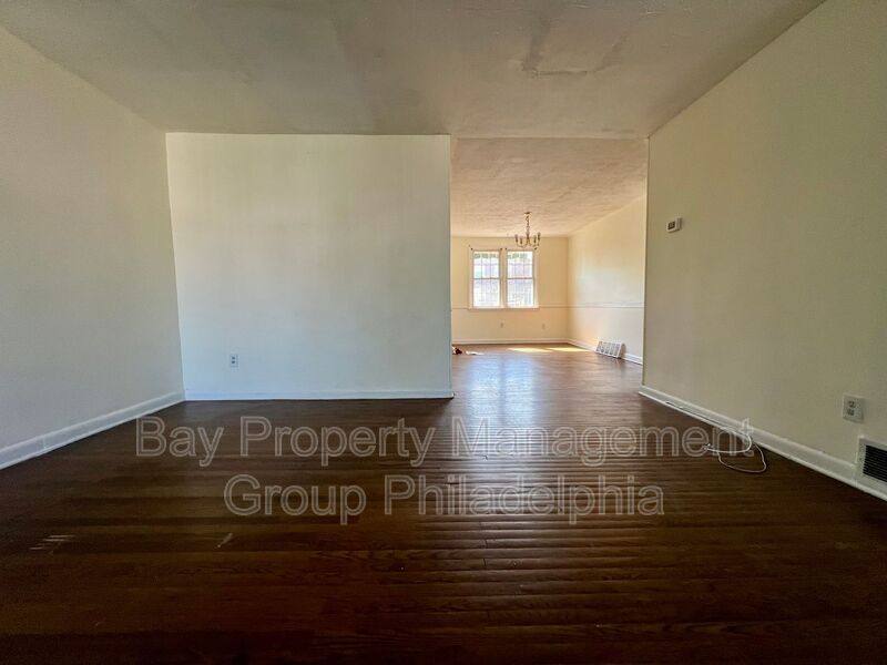 Townhouse for rent at 1348 Elson Rd, Brookhaven, PA 19015