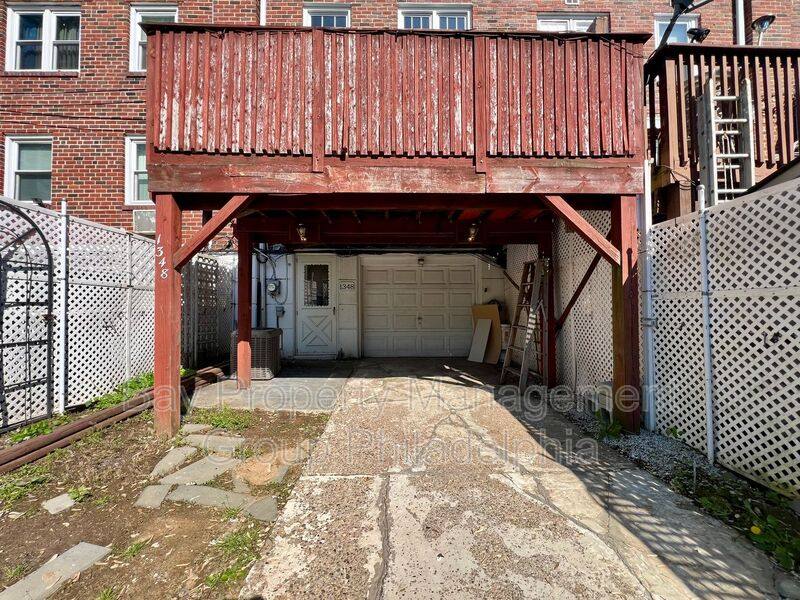 Townhouse for rent at 1348 Elson Rd, Brookhaven, PA 19015