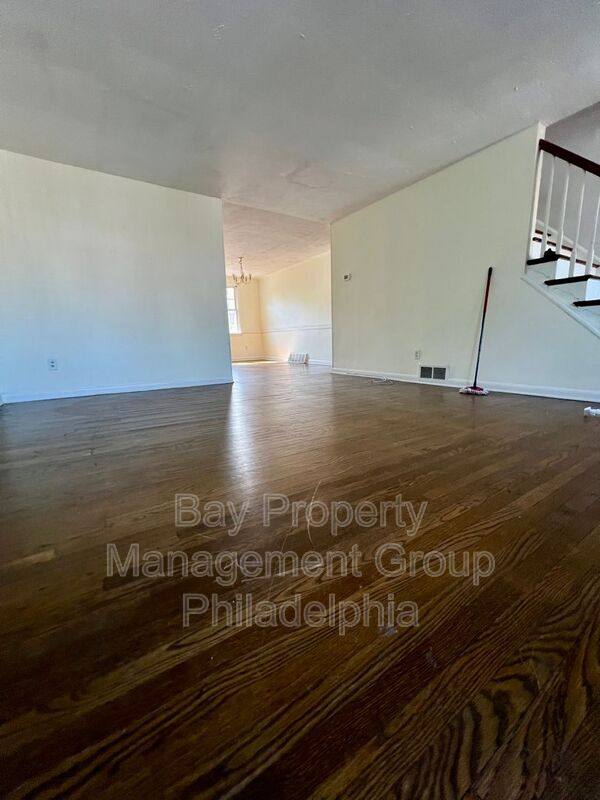 Townhouse for rent at 1348 Elson Rd, Brookhaven, PA 19015