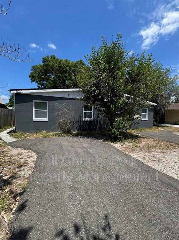Apartment for rent at 3018 Galaxy Lane, Lakeland, FL 33801