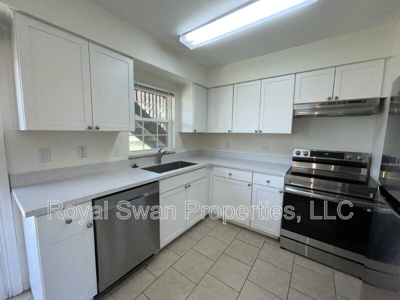 Condo for rent at 1920 E Edgewood Dr #N-1, Lakeland, FL 33803
