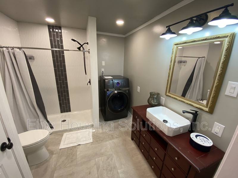 Townhouse for rent at 152 Edenwood Lane, Wytheville, VA 24382