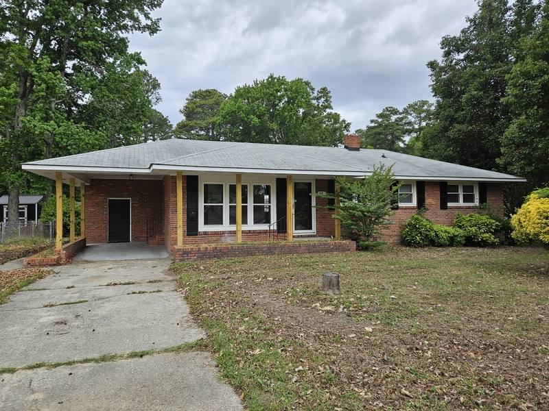 House for rent at 853 Shannon Dr, Fayetteville, NC 28303
