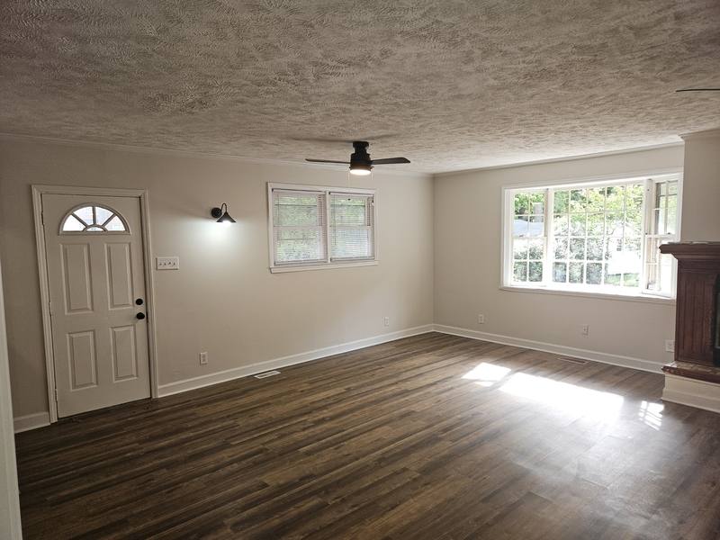 House for rent at 853 Shannon Dr, Fayetteville, NC 28303