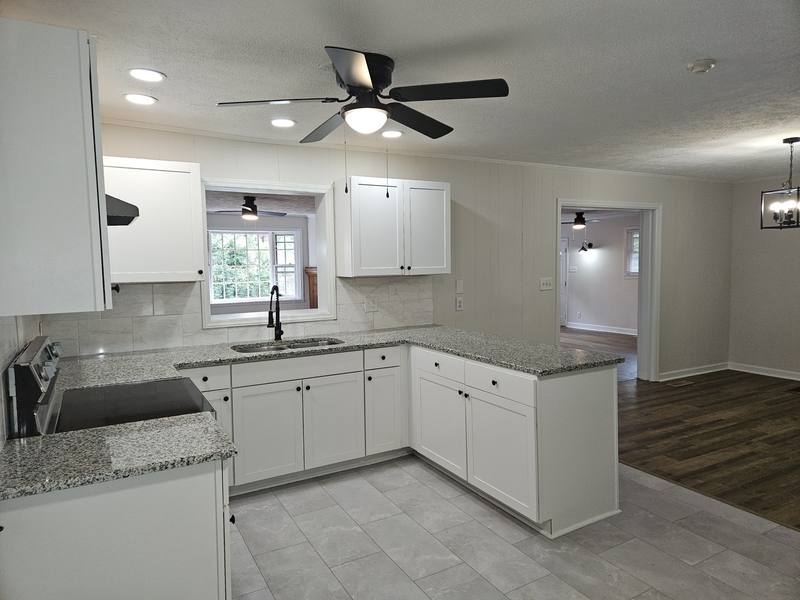 House for rent at 853 Shannon Dr, Fayetteville, NC 28303