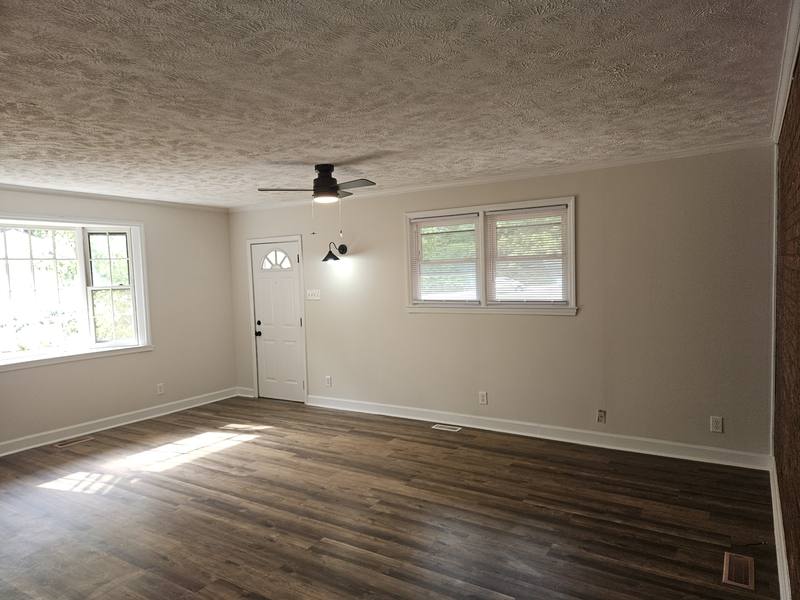 House for rent at 853 Shannon Dr, Fayetteville, NC 28303