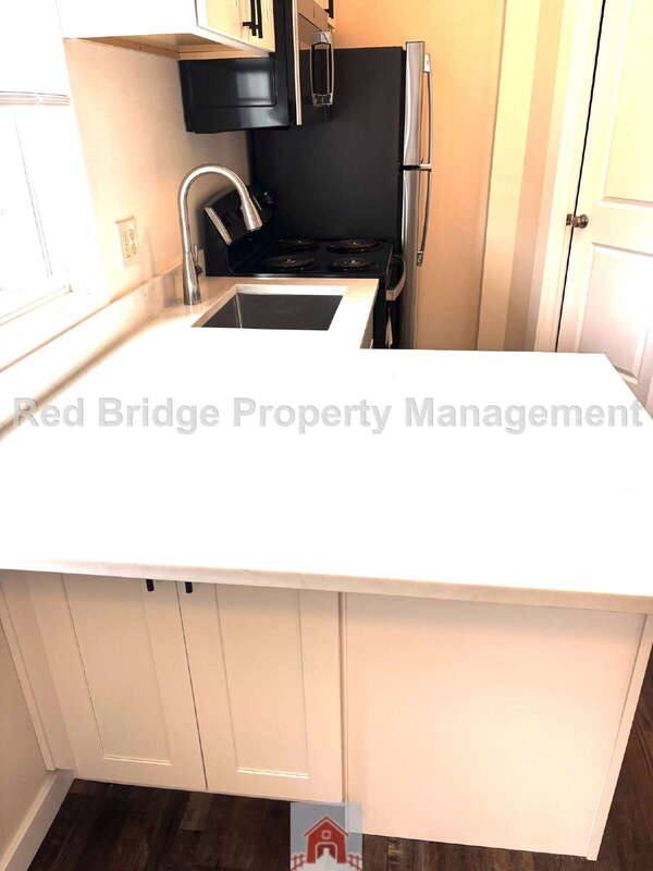 Apartment for rent at 1607 SW Montgomery St #6, Portland, OR 97201