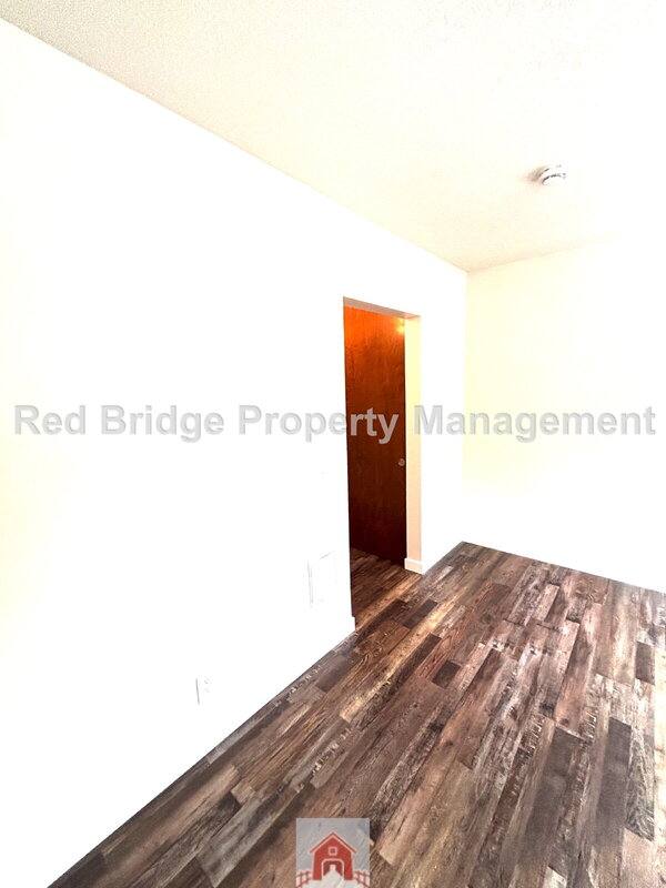 Apartment for rent at 1607 SW Montgomery St #6, Portland, OR 97201