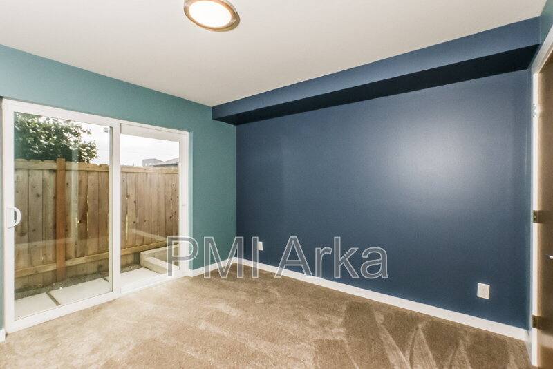 Townhouse for rent at 1919 25th Ave S #B, Seattle, WA 98144
