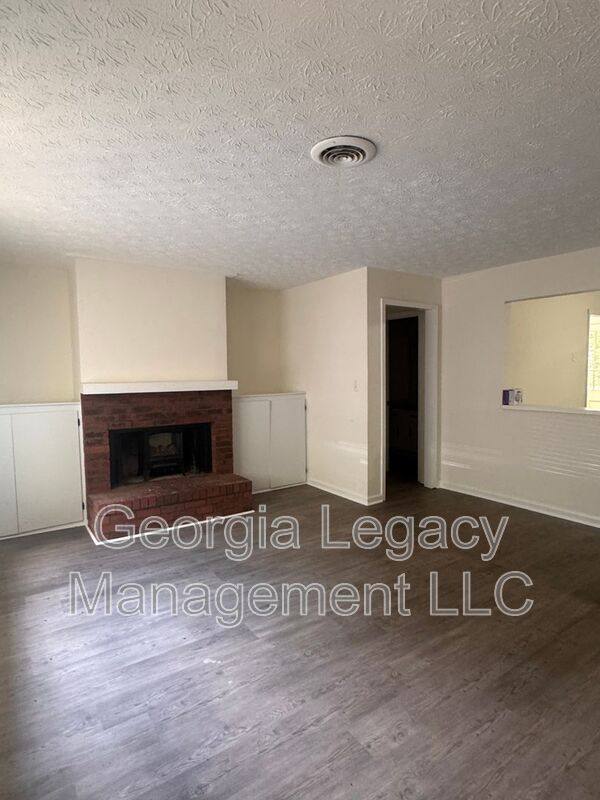 House for rent at 1120 Sweetwater Circle, Athens, GA 30606