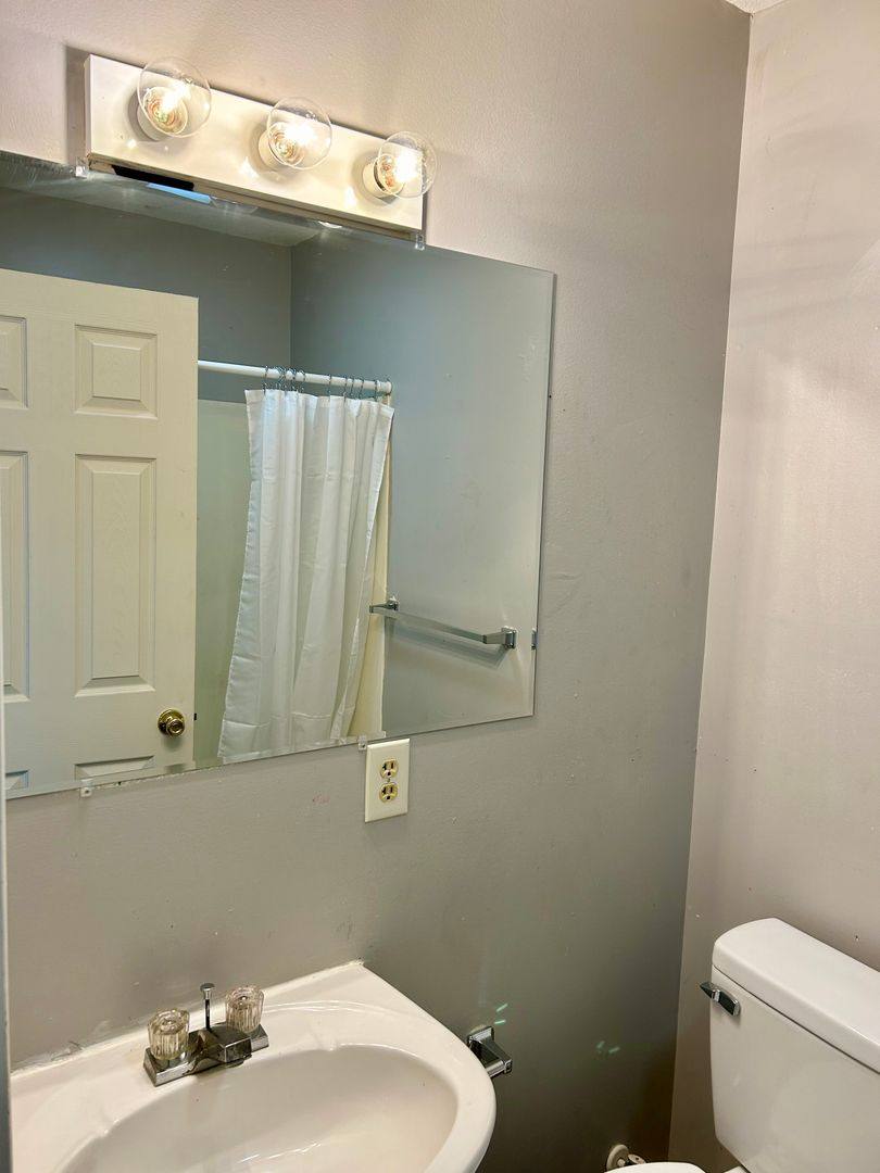 House for rent at 6165 S Jersey St, Bluffton, IN 46714