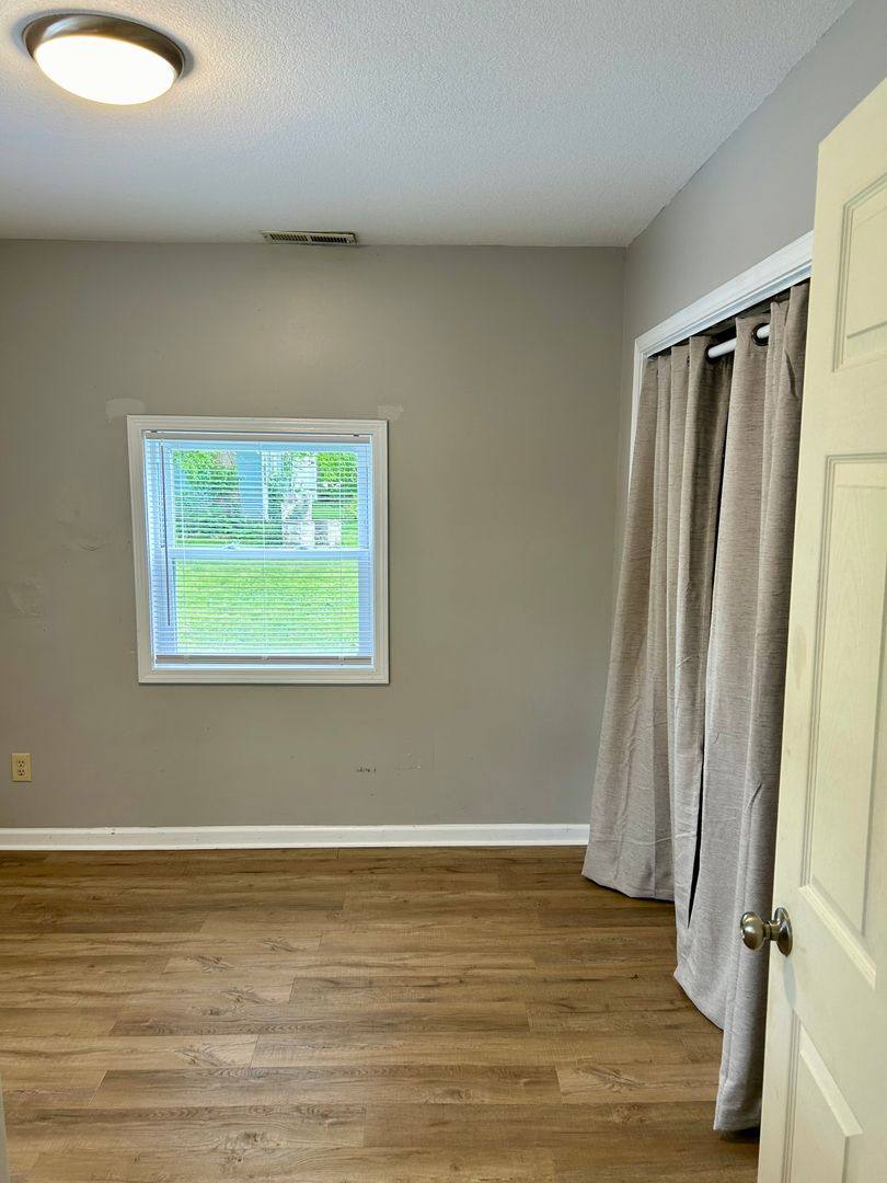 House for rent at 6165 S Jersey St, Bluffton, IN 46714