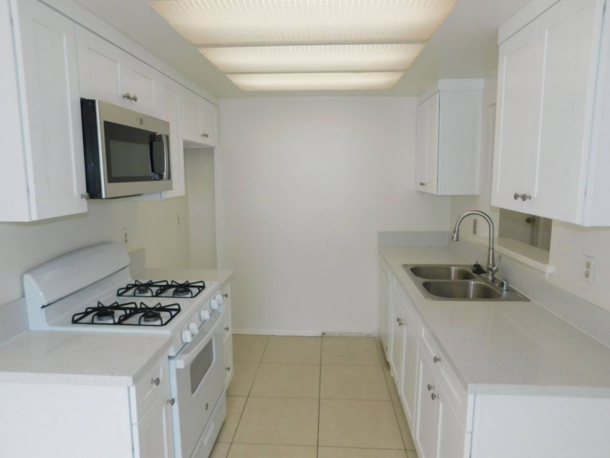 Apartment for rent at 7961 Moonshadow Circle, Huntington Beach, CA 92647