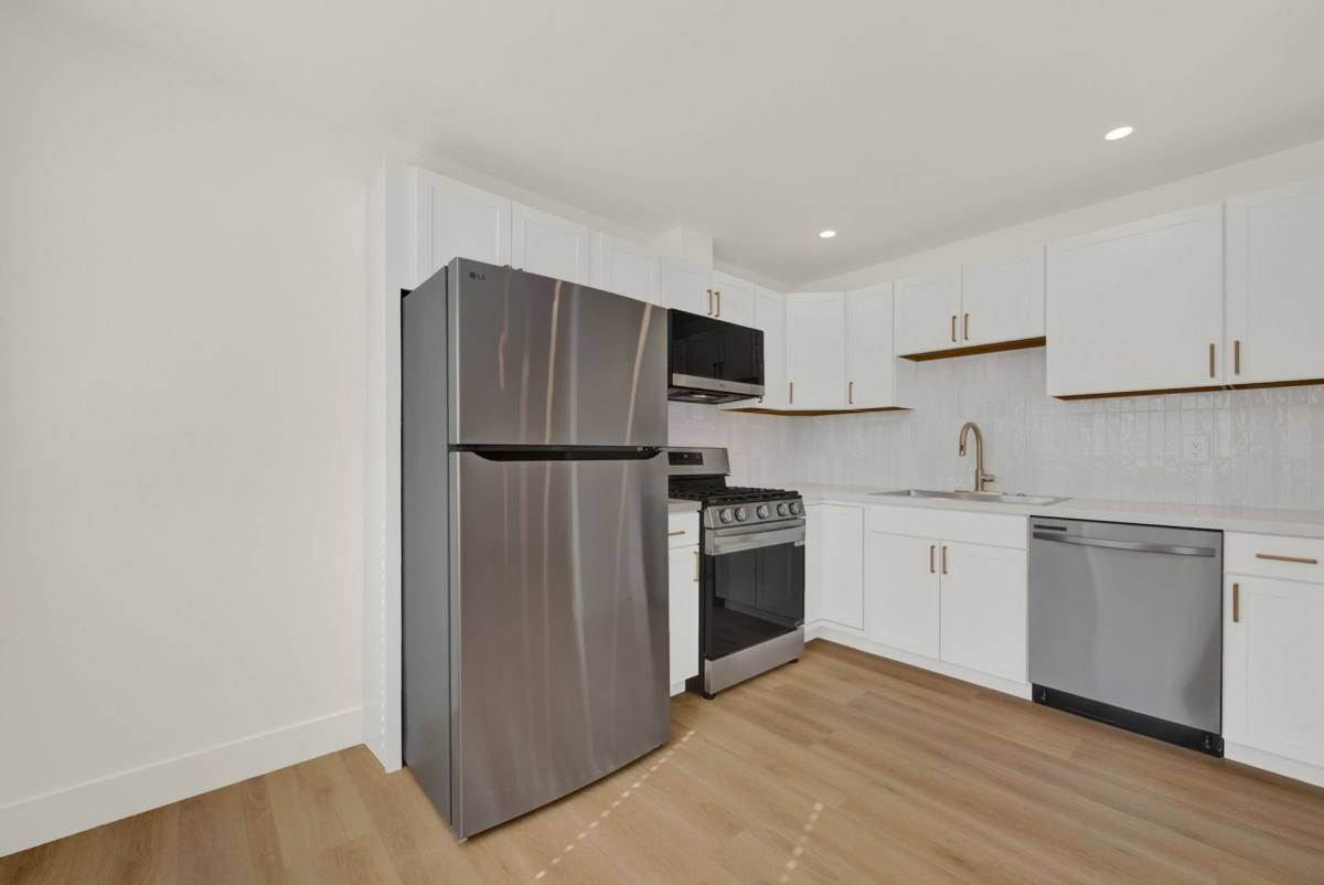Apartment for rent at 620 Military E, Benicia, CA 94510