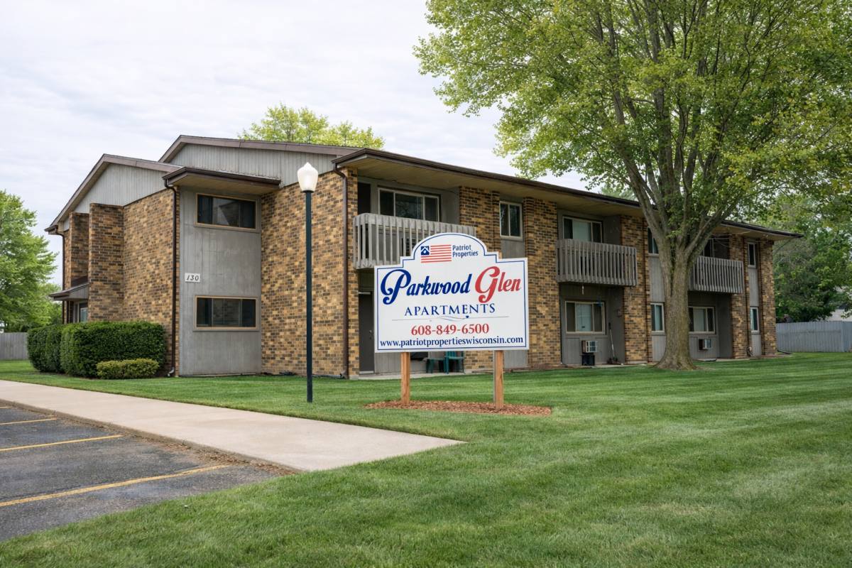 Apartment for rent at 130 S Burritt Ave, Wisconsin Dells, WI 53965