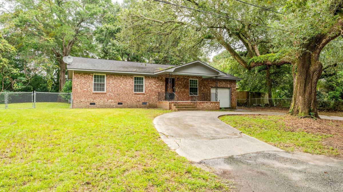 House for rent at 692 York St, Mount Pleasant, SC 29464