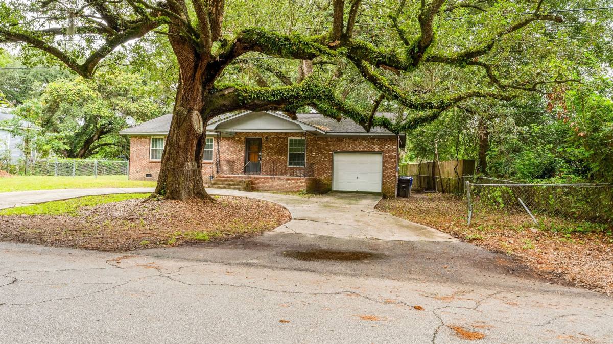 House for rent at 692 York St, Mount Pleasant, SC 29464