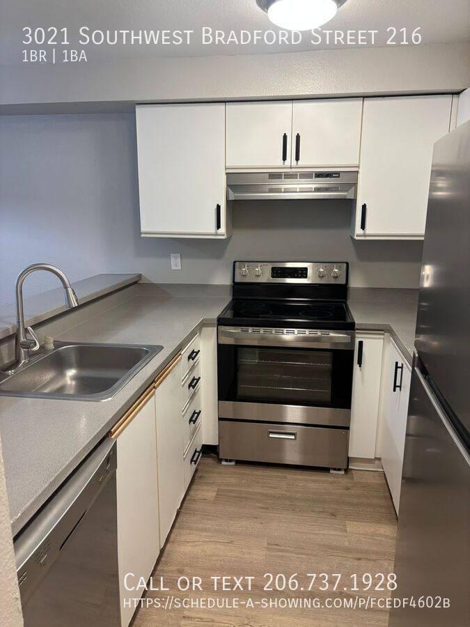 Apartment for rent at 3021 SW Bradford St, Seattle, WA 98126