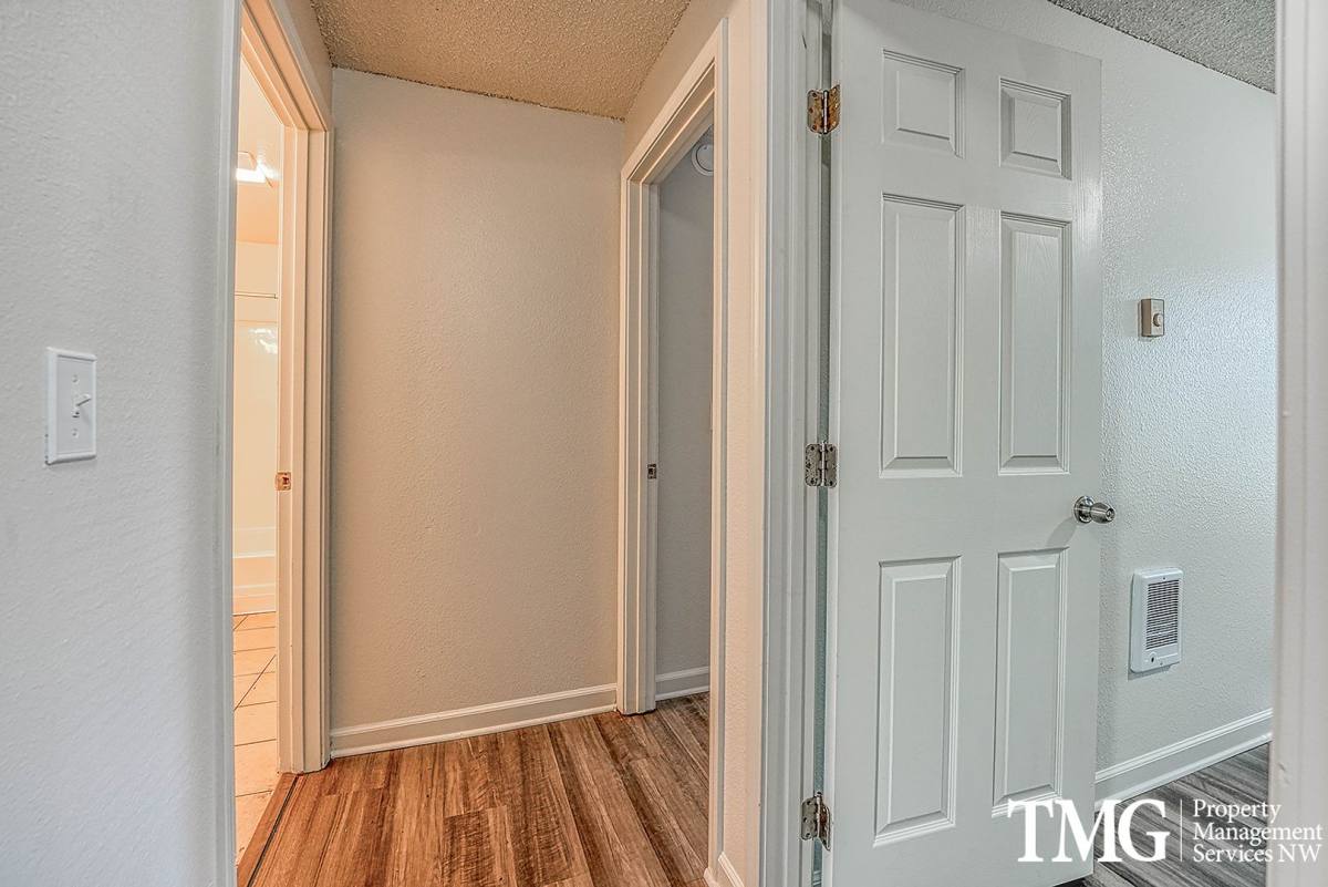 Apartment for rent at 1559 NE 201st Ave, Fairview, OR 97024