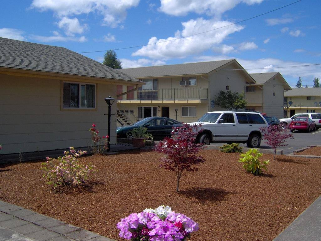 Apartment for rent at 151-201 Maple St, Junction City, OR 97448