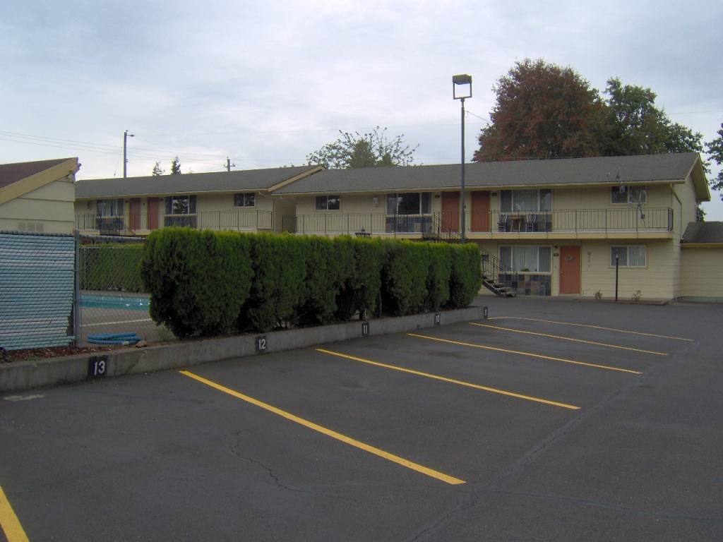 Apartment for rent at 151-201 Maple St, Junction City, OR 97448