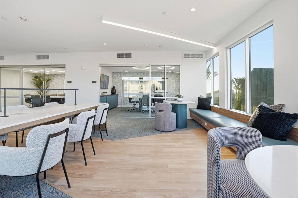 Apartment for rent at 6000 Luminary Dr, Chula Vista, CA 91913