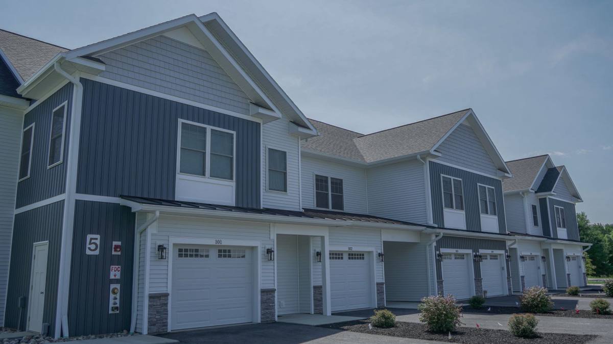 Townhouse for rent at 2 Mystic Lane, Glenmont, NY 12077