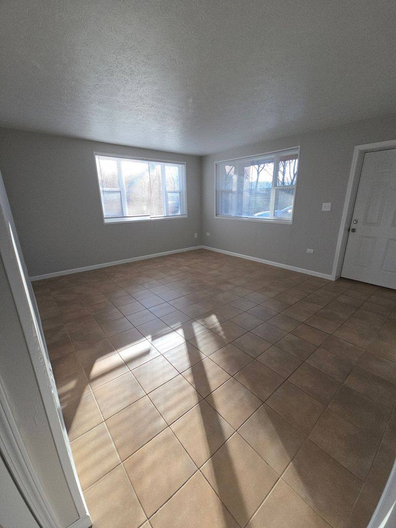 Apartment for rent at 104 Skyline Dr, Harriman, TN 37748