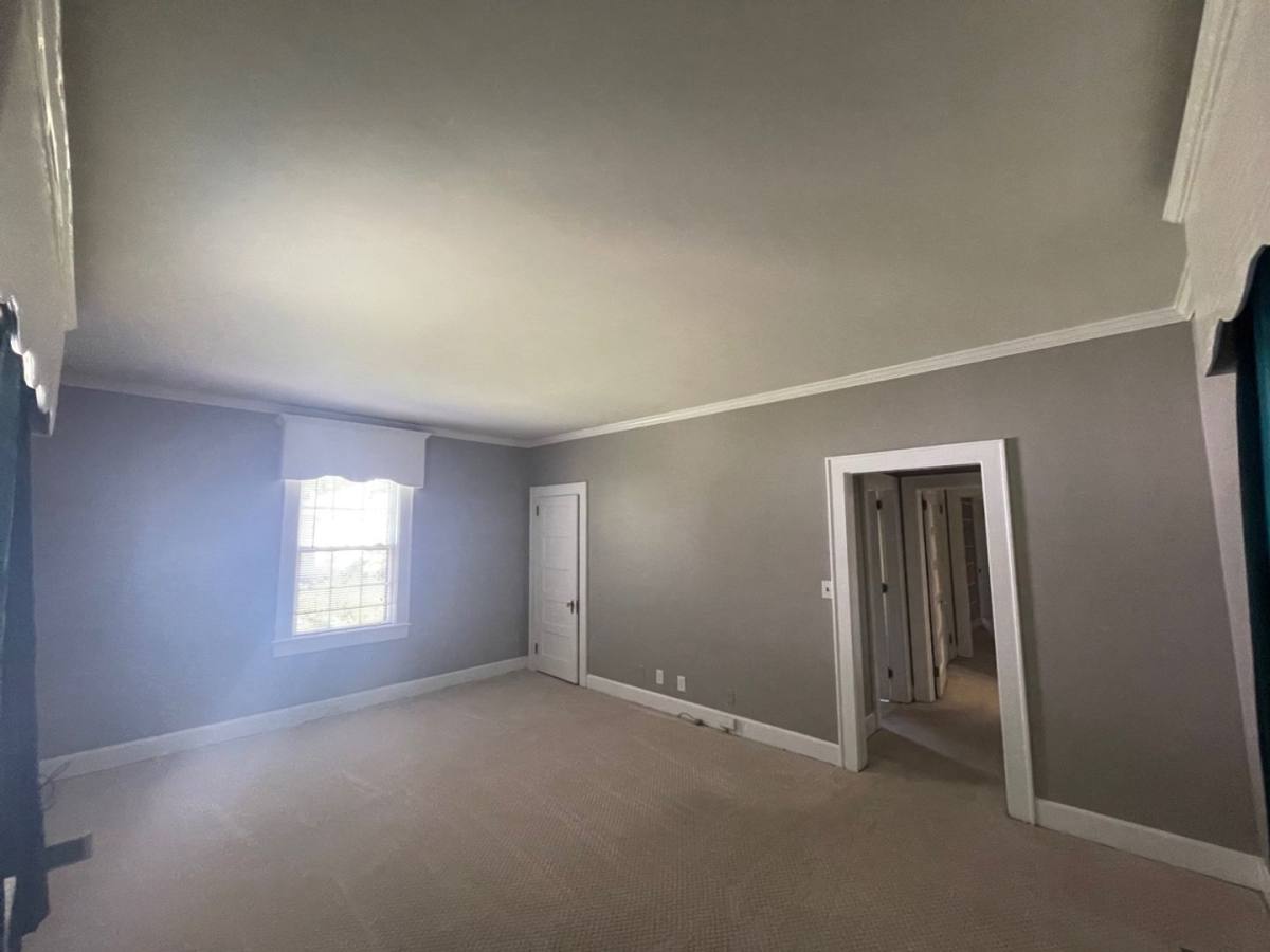 Townhouse for rent at 329 Country Club Rd, Lagrange, GA 30240