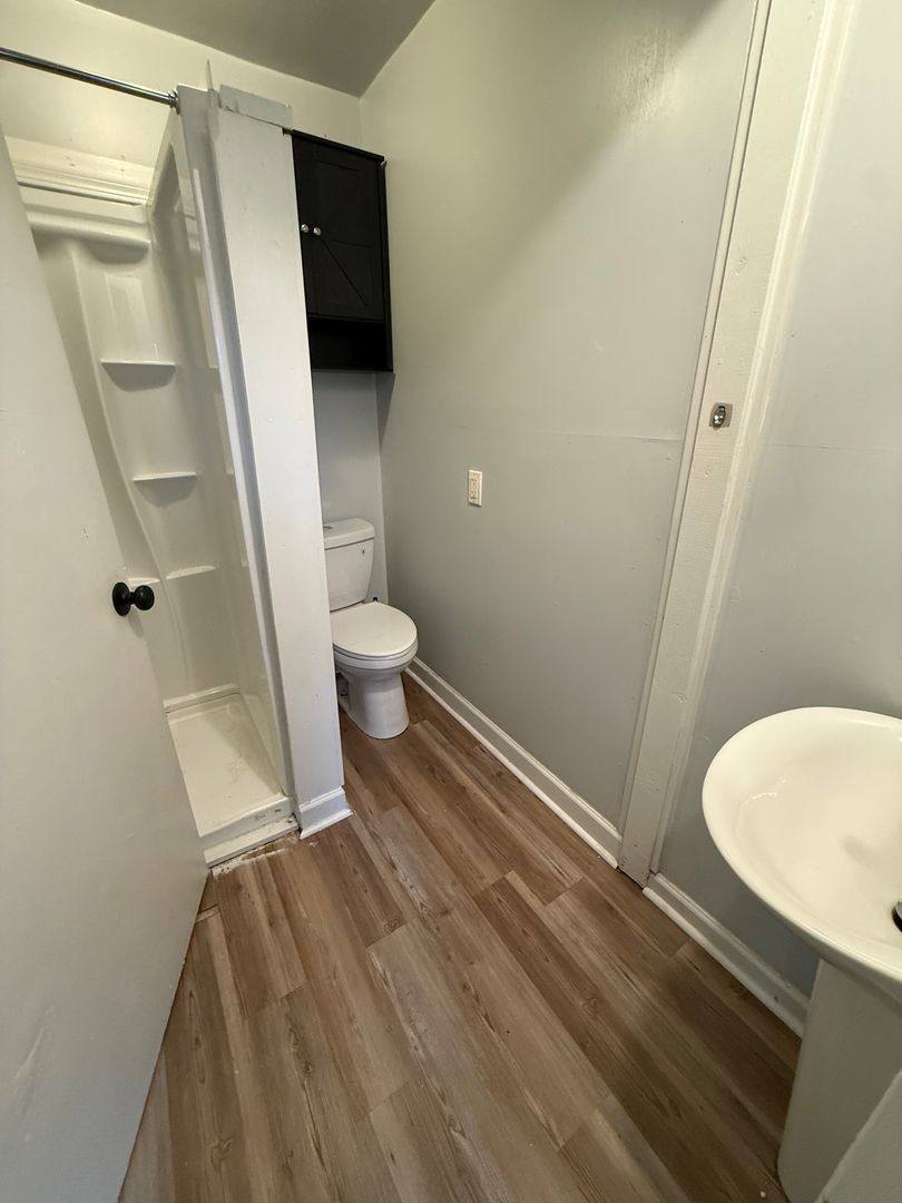 Apartment for rent at 910 N Harrison St, Alexandria, IN 46001
